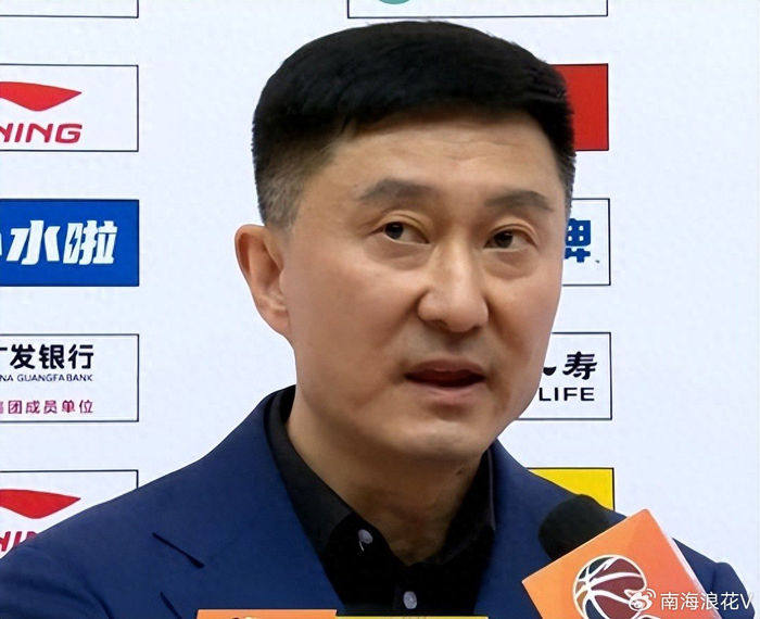 开云在线-广东胜青岛，杜锋称赞两人，麦考尔感谢一人，刘维伟批评一人|青岛市|广东男篮|青岛男篮|青岛队|篮板_新浪体育_新浪新闻